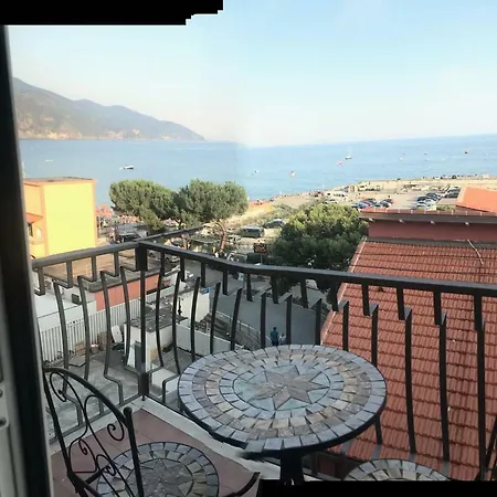 Πανσιόν La Terrazza Sul Gigante 1